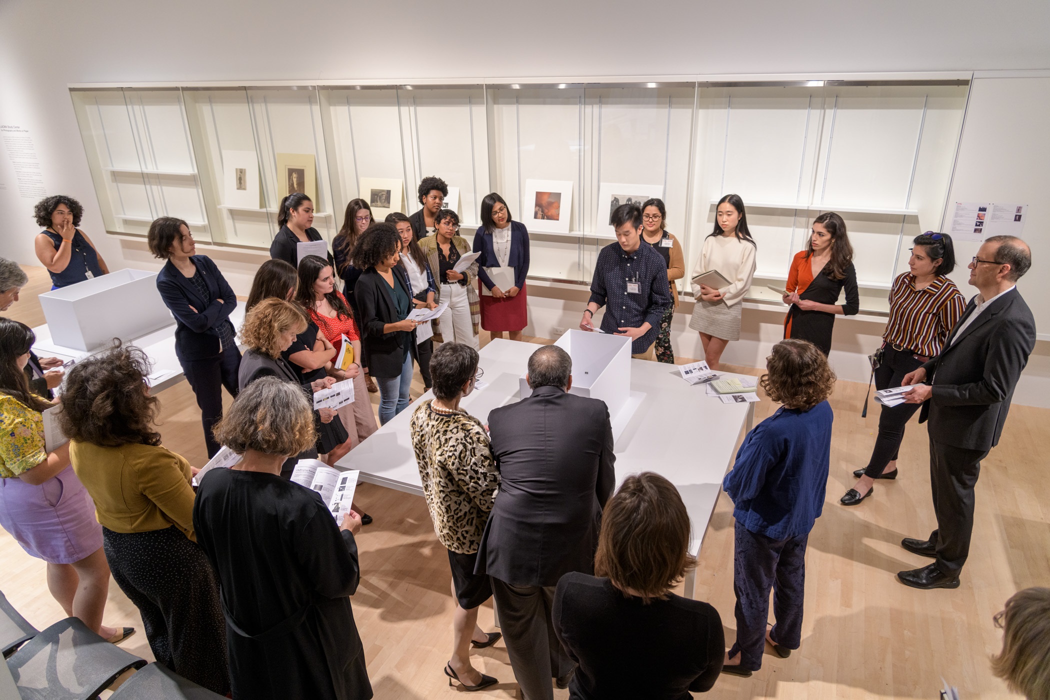 One of the 2019 Mellon Summer Academy groups presenting their final project 