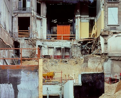 Stéphane Couturier, Rue Chateaudun, Paris (1996), Cibachrome print, 40x 50 in., Ralph M. Parsons Fund, AC1997.166.1. © S. Couturier