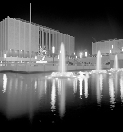 William L. Pereira and Associates. Los Angeles County Museum of Art, c. 1965. Photo © Museum Associates/LACMA, photographic archives